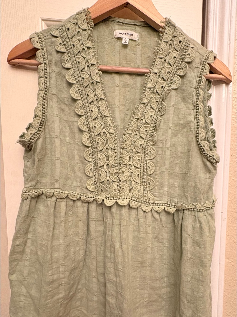 Max Studio Sage Green Crochet-Trim Sleeveless Tunic